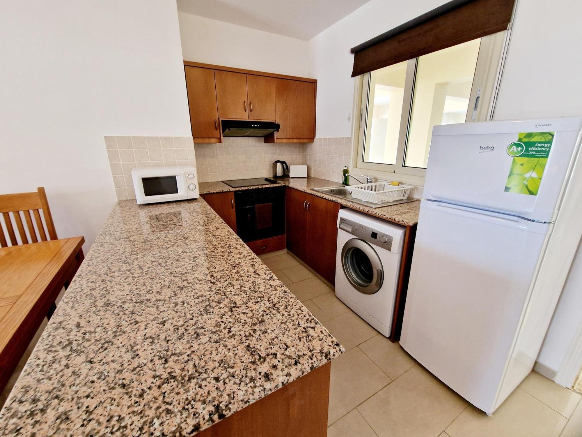C5 Vanessa Poolside Apartment เปเยีย ภายนอก รูปภาพ